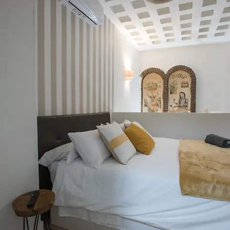 Apartment Duplex Picasso Cervantes 8 *